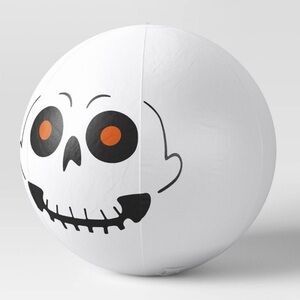 NIB. HYDE & EEK! 32” Light Up Inflatable Skull